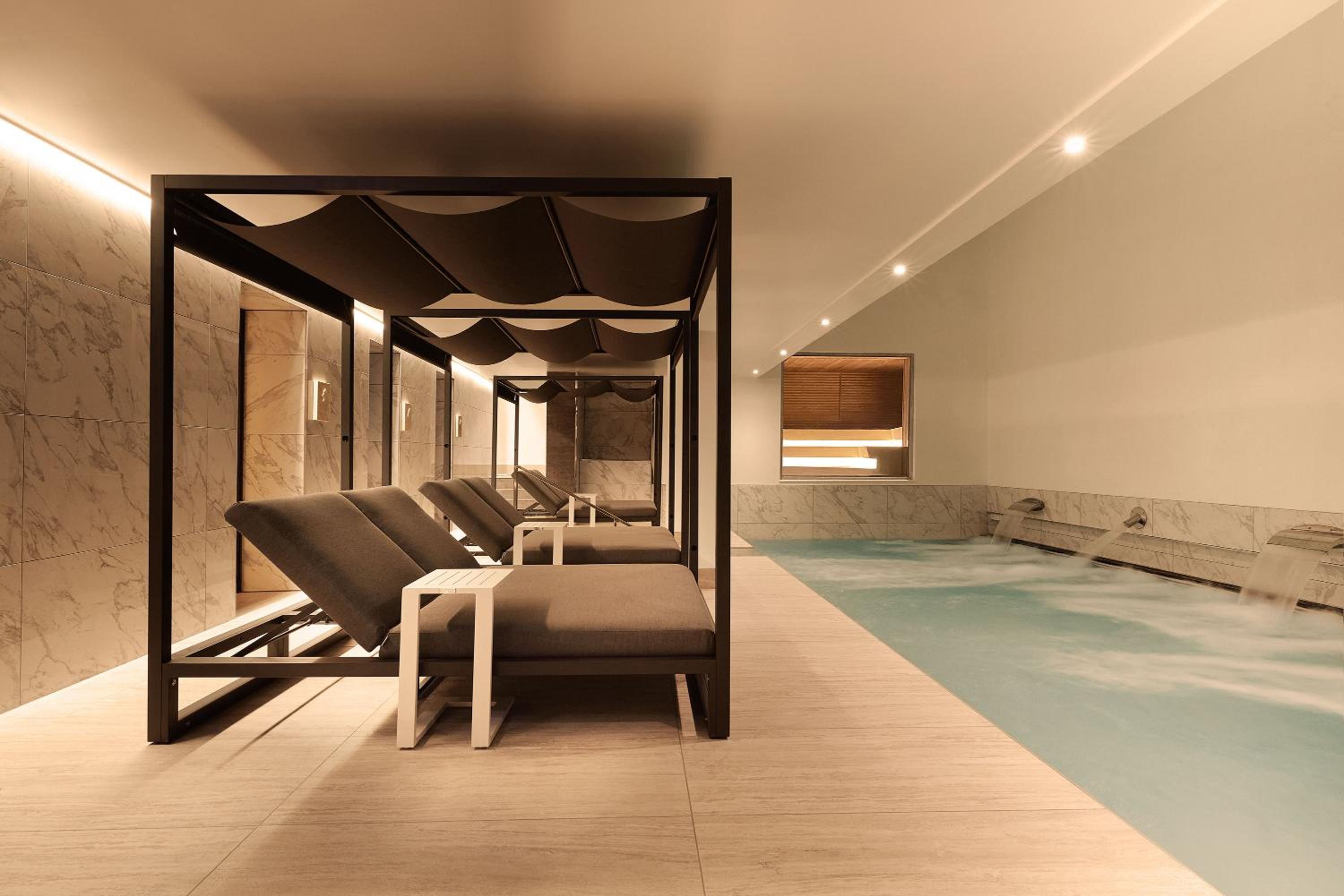 Kimpton BLYTHSWOOD SQUARE HOTEL & SPA by IHG