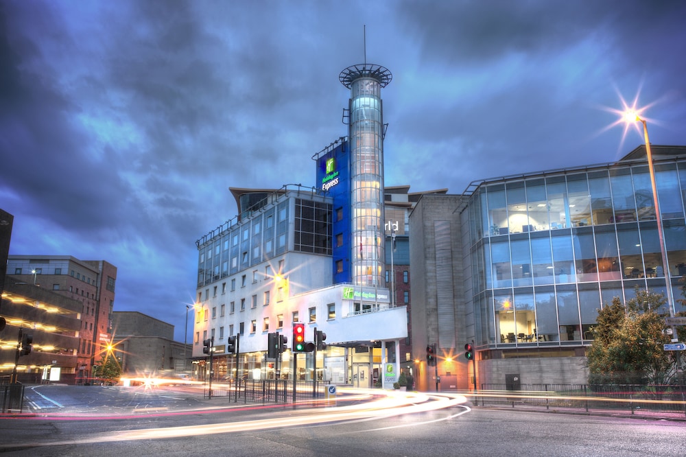 Holiday Inn Express GLASGOW - CITY CTR THEATRELAND by IHG